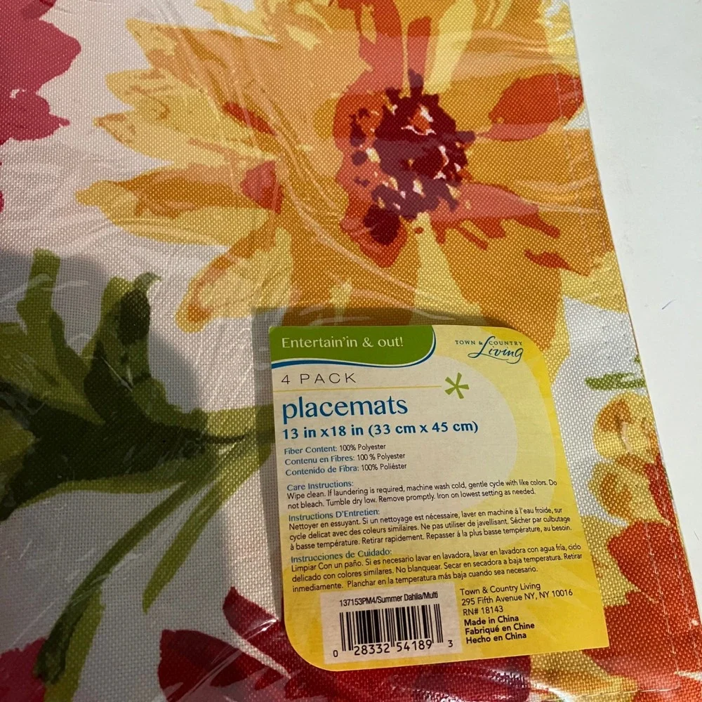 Town & Country Living Placemat's 13x18 Multicolor NEW Floral Summer Dahlia 4pk